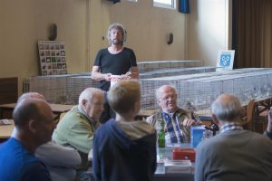 Harold Asbreuk opent de fokkersdag van APKV Het Oosten. Foto: Paul Jansen